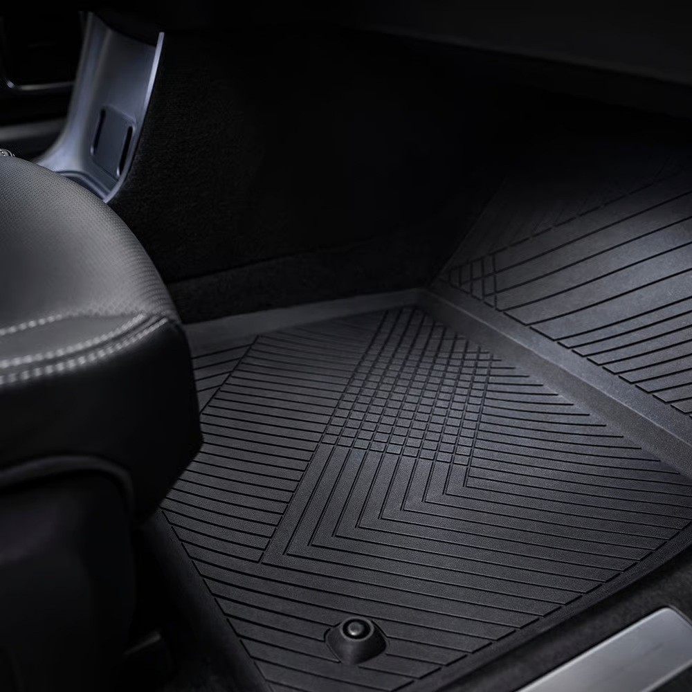 Polestar floor mats and luggage mats – 15% off