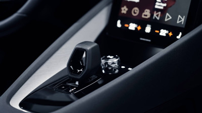 Interior panels, Polestar 2