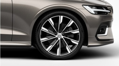 Complete wielen, zomer "10-Spaaks Turbine Black Diamond Cut" 8 x 20", Michelin banden