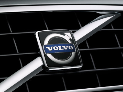 Volvo grille emblem square, Volvo C30, S40, V50