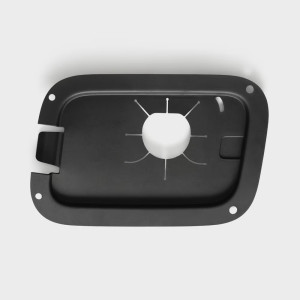 Charging port cover, Polestar 4