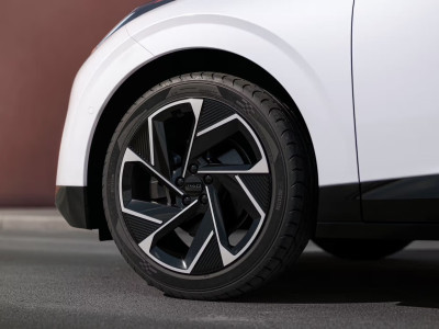 Complete wheels, winter 20-inch, Lynk & Co 02