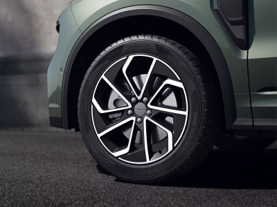 Complete wheels, winter 19-inch, Lynk & Co 01